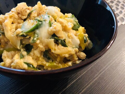 子供も絶賛☆ひき肉と豆腐でふ〜んわり親子丼